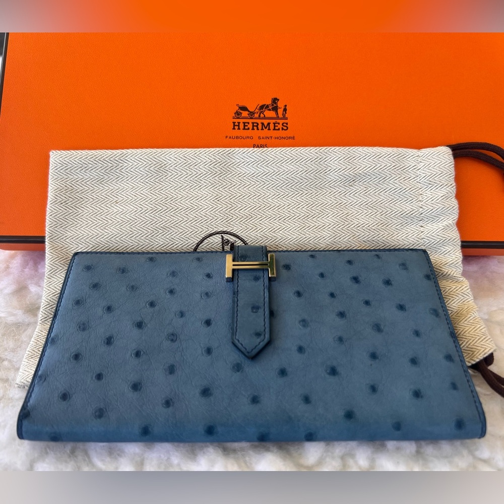 💕💕💕LIVE NOTIFICATIONS MIXED LUXURY ITEMS! ALL SALES ARE FINAL💕💕💕 - Picture 6 of 17